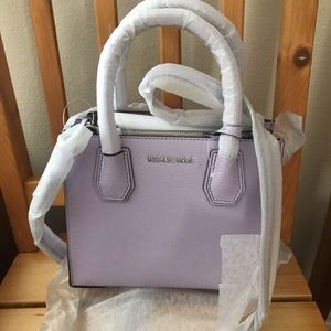 Michael Kors
MK Women's Mercer Medium Tote